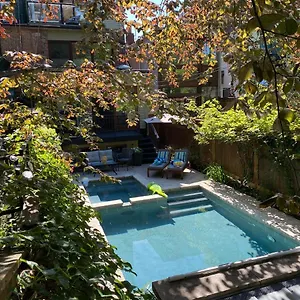 Superb Home:heated Pool-hot Tub Open 365days Toronto